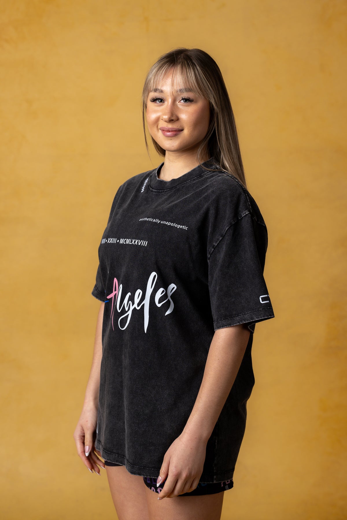 CVYLA Women Aesthetically Unapologetic Oversize Cotton Tee, product photo 3