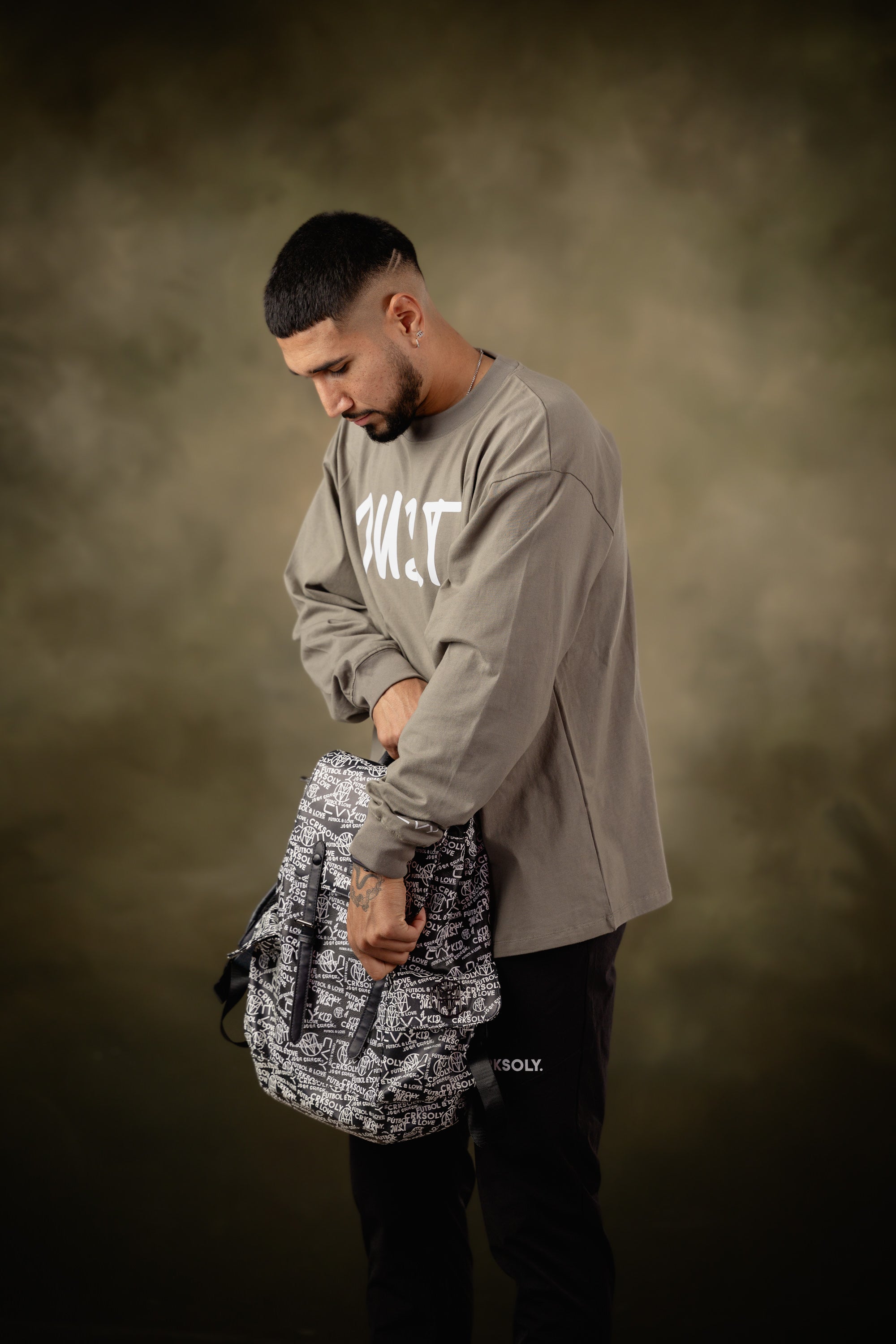 CVYLA Leather Travel Backpack, product photo 8
