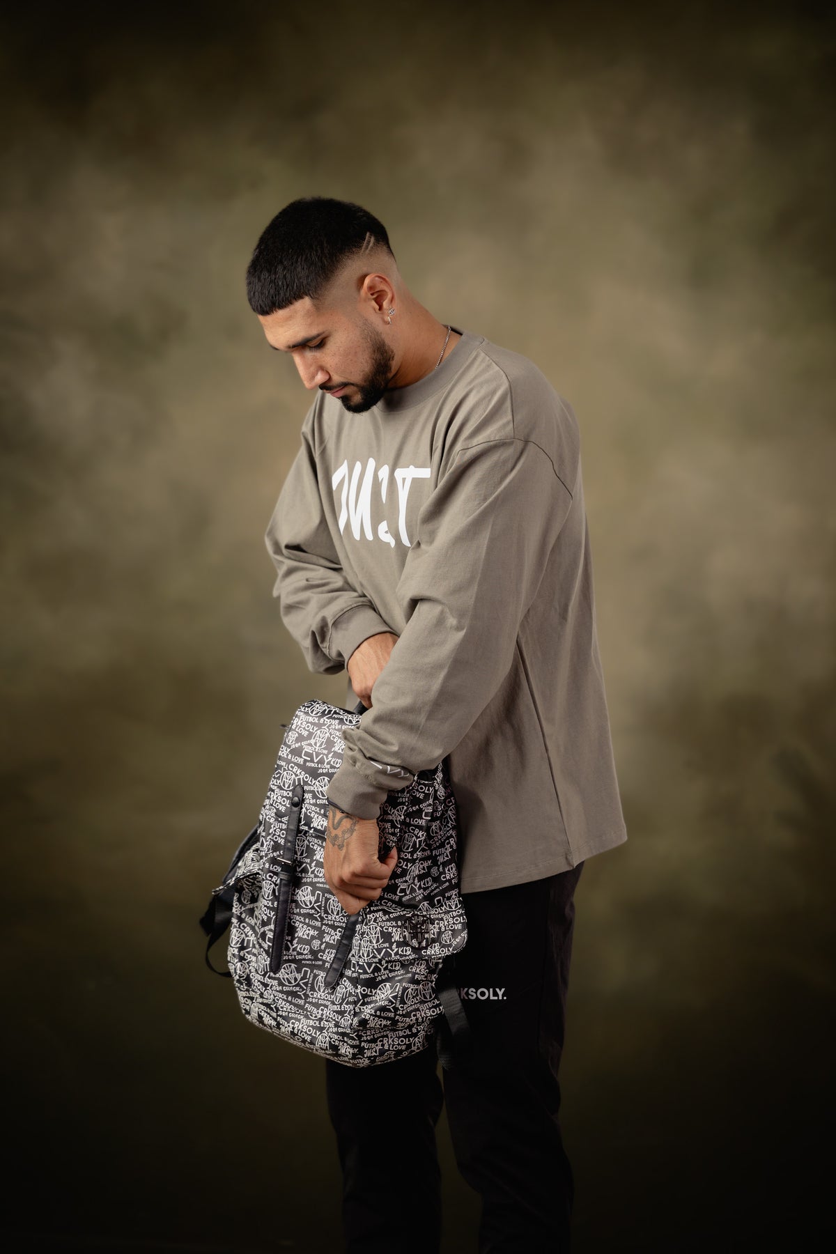 CVYLA Leather Travel Backpack, product photo 8