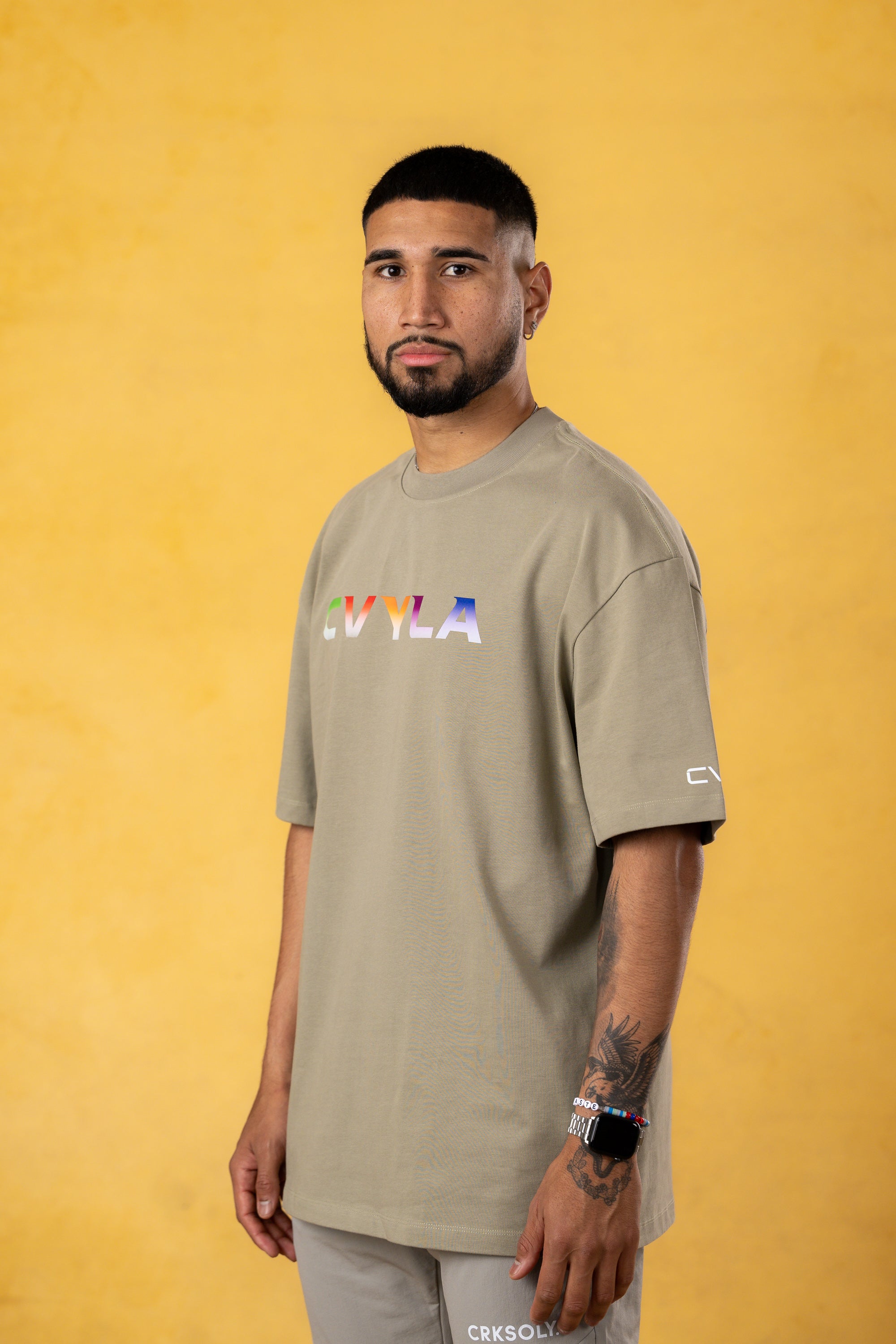 CVYLA Men Olive Oversize Tee, product photo 3