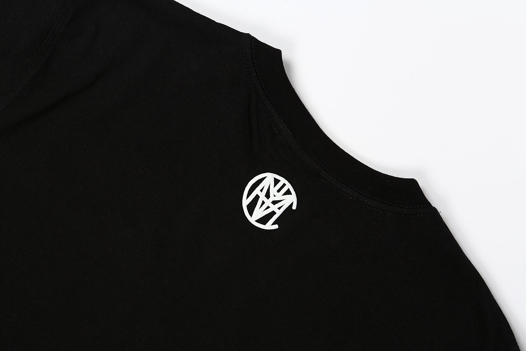 CVYLA Men Black T Shirt, product photo 4