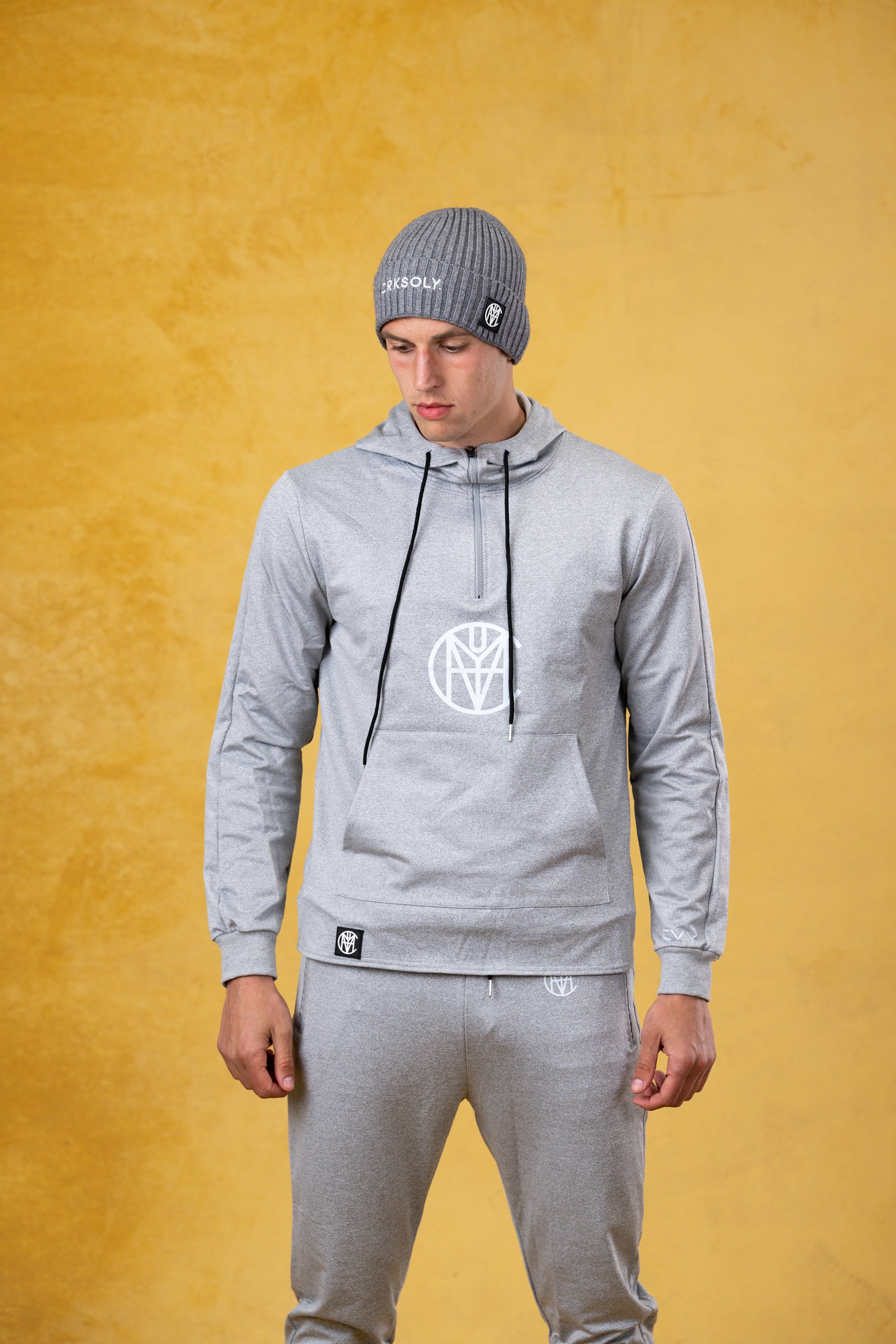CRKSOLY. Gray Lifestyle Beanie, product photo 4