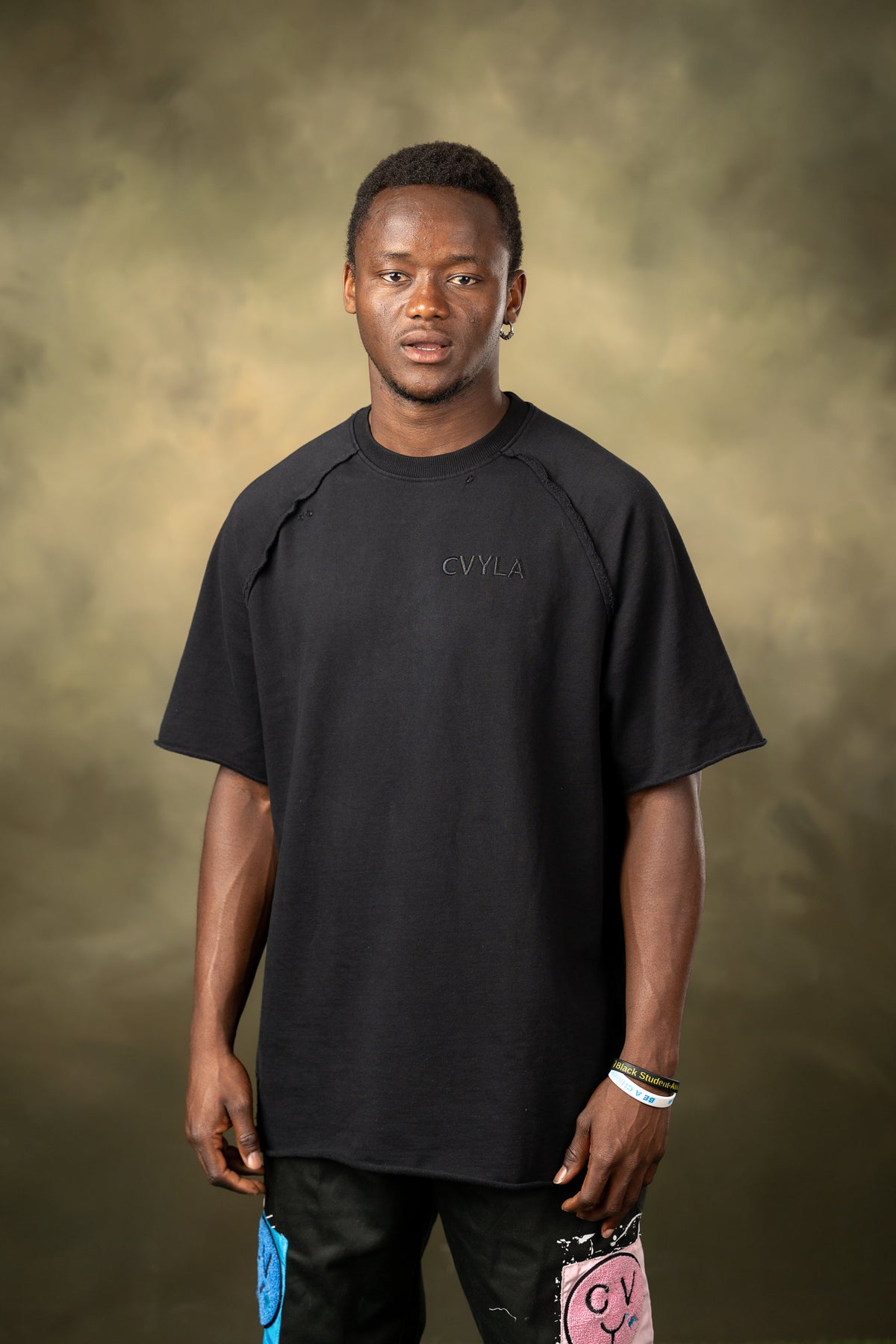 CVYLA Men Black Oversize Tee, product photo 5