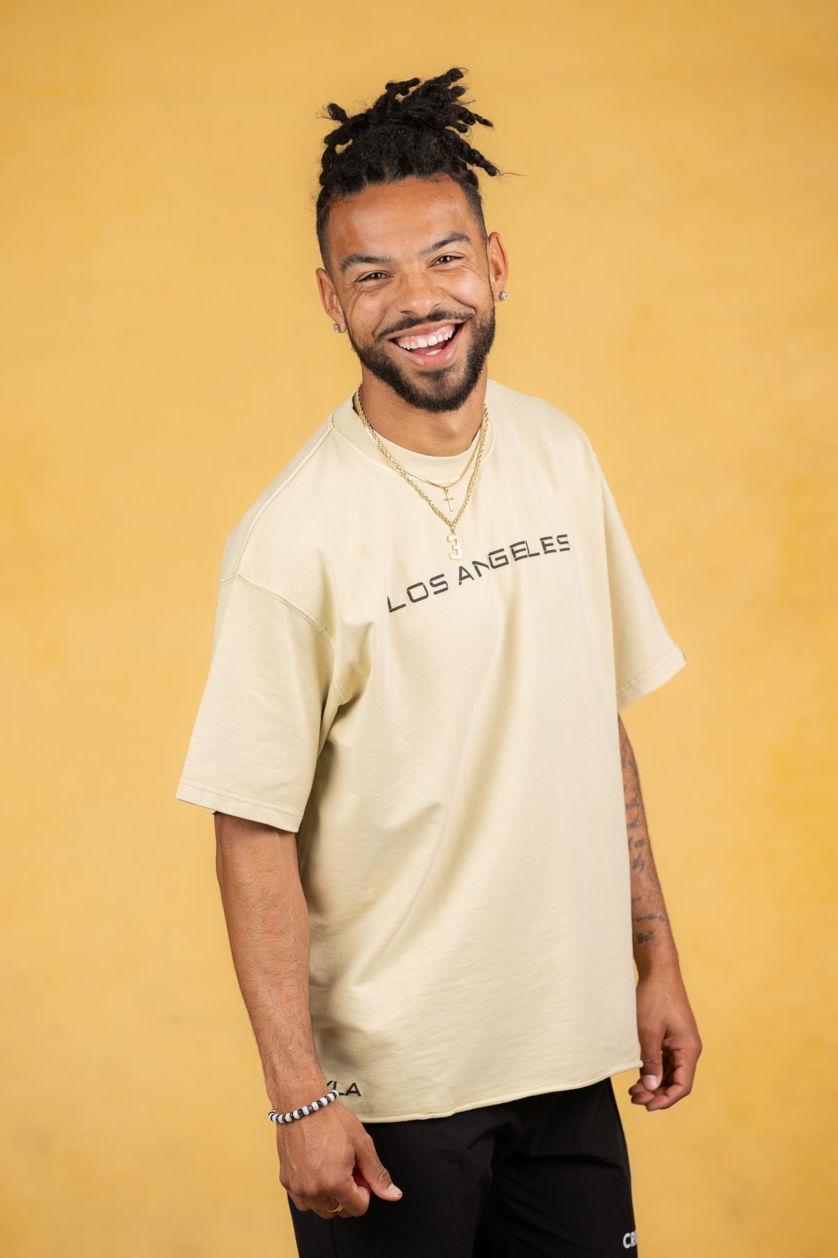 CVYLA Men Gray Apricot Tee, product photo 4