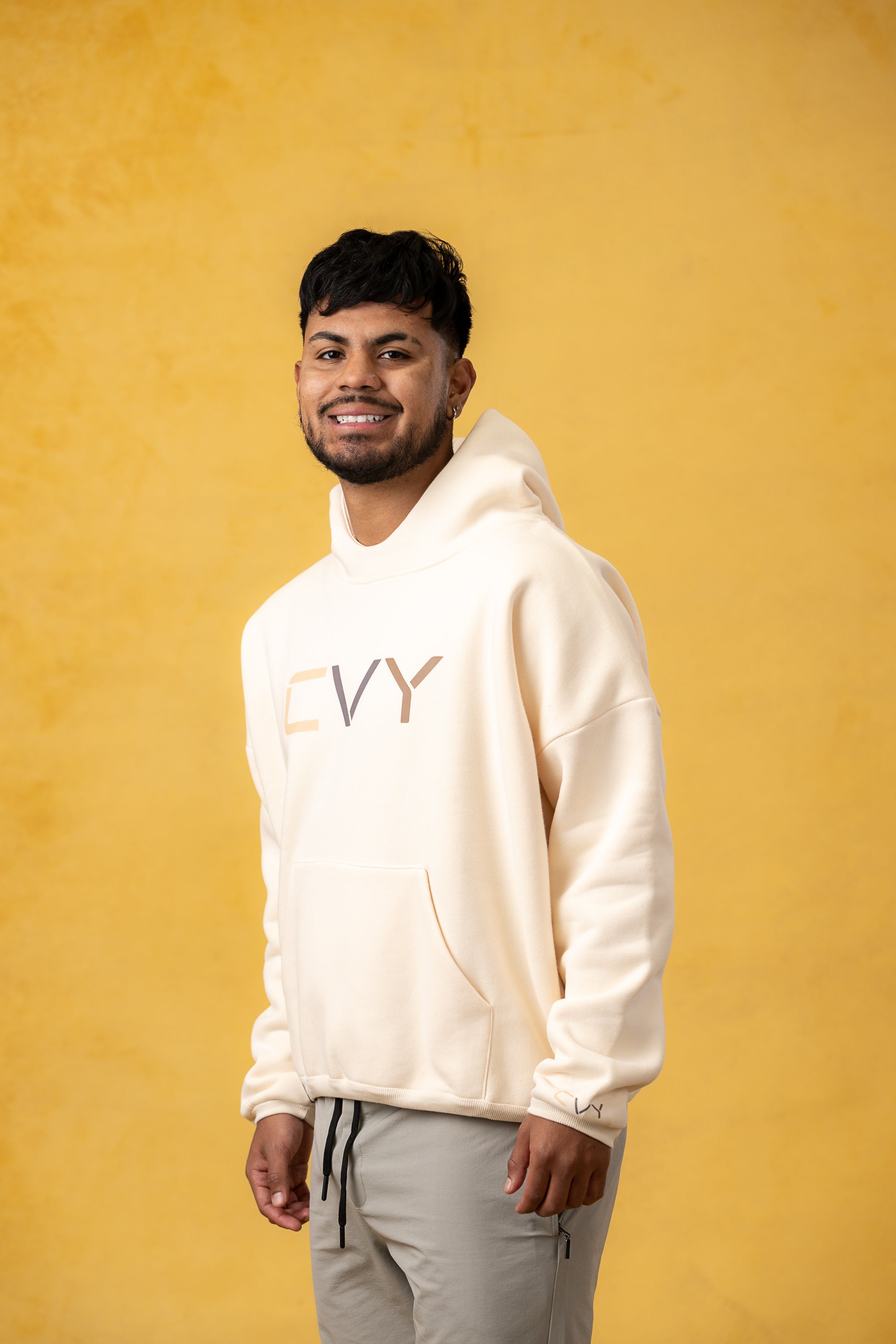 Sudadera con capucha negra borrosa para hombre de CVYLA