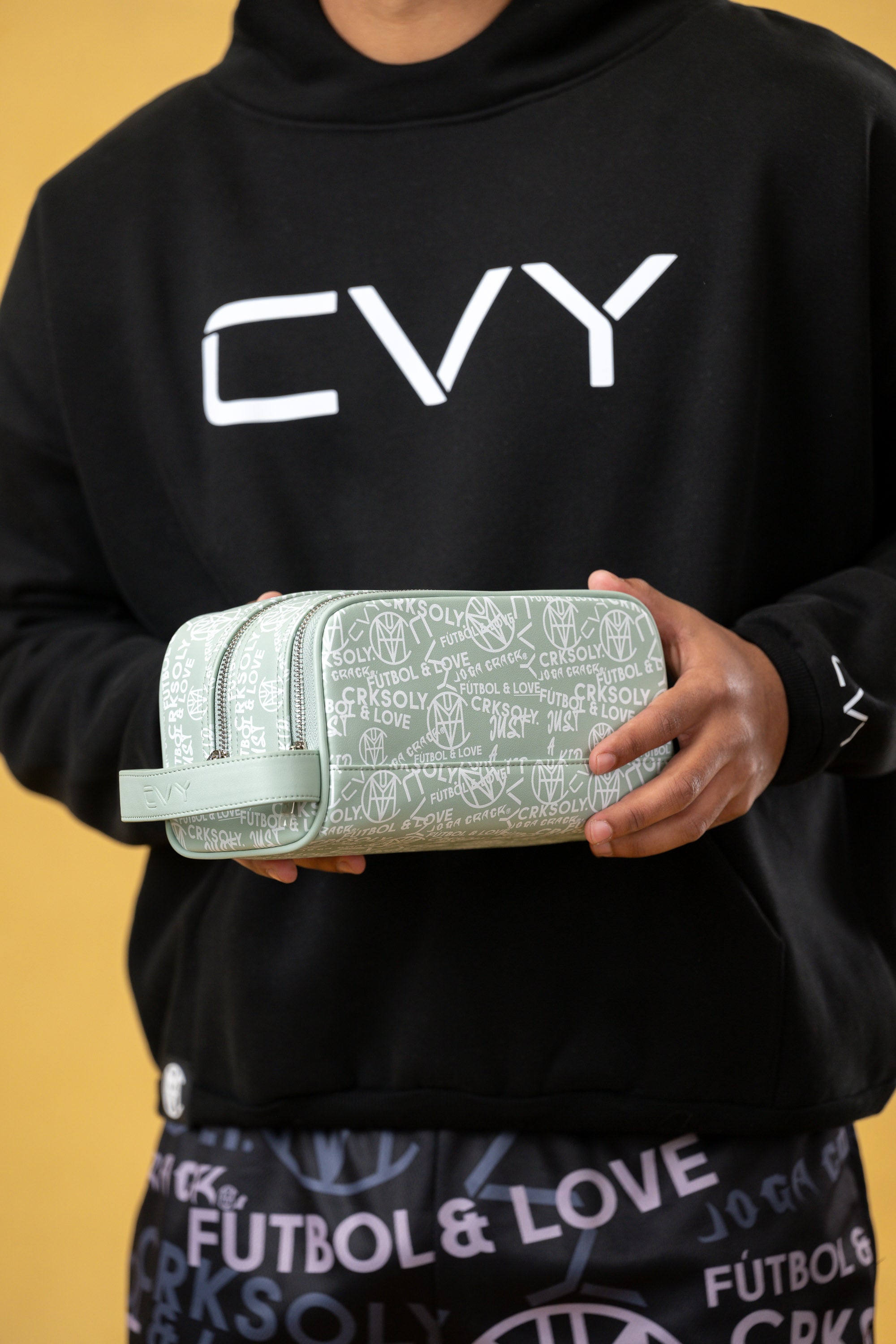 CVYLA Toiletry Leather Bag