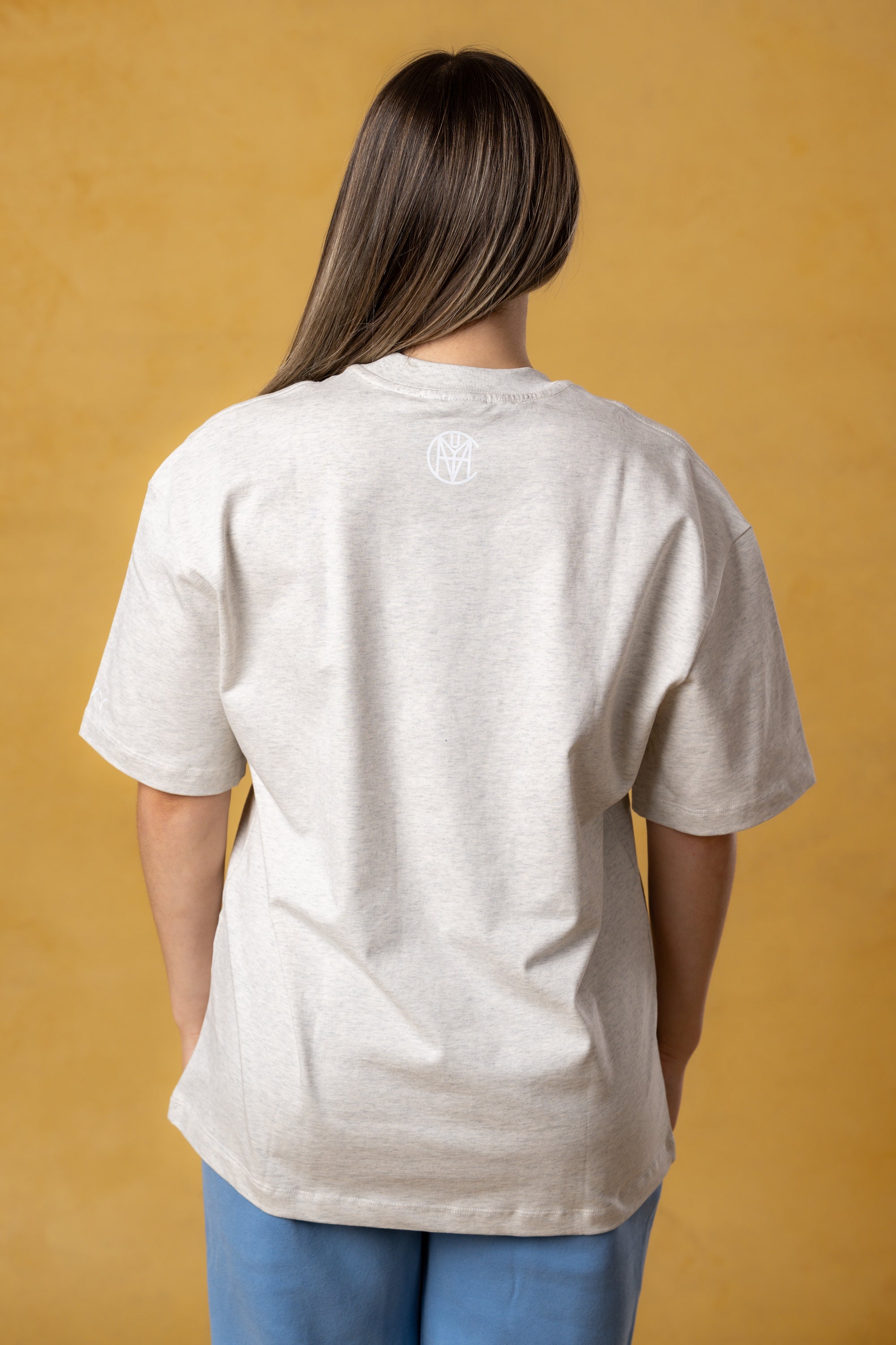 CRKSOLY. Women Oat Gray Oversize Tee