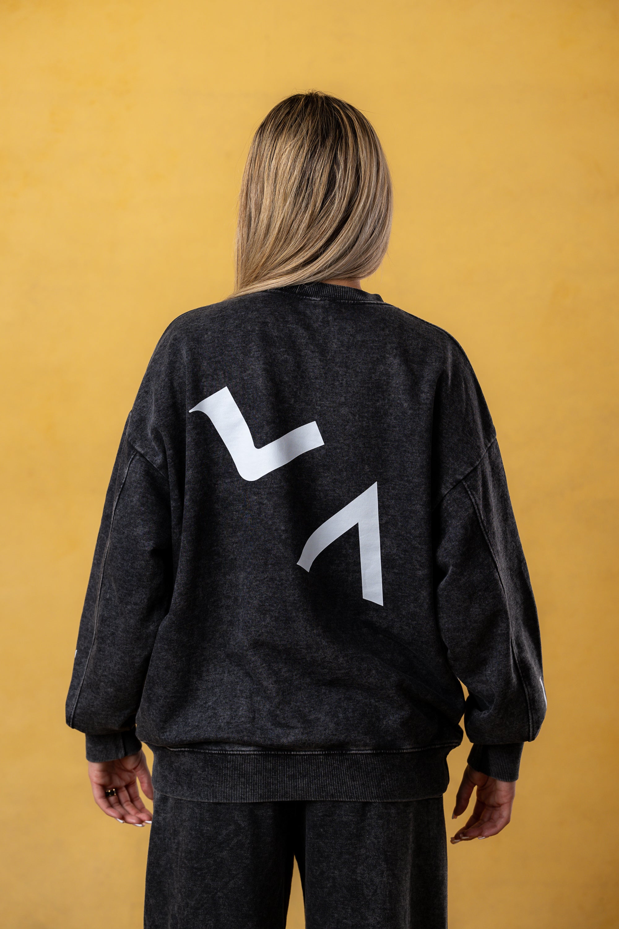 CRKSOLY. Sudadera con capucha