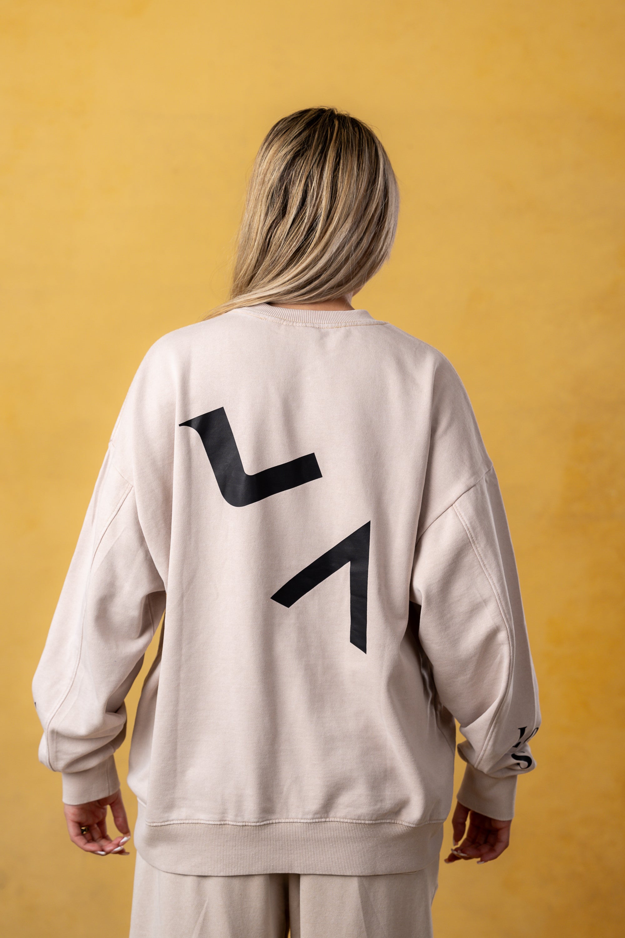 CRKSOLY. Sudadera con capucha