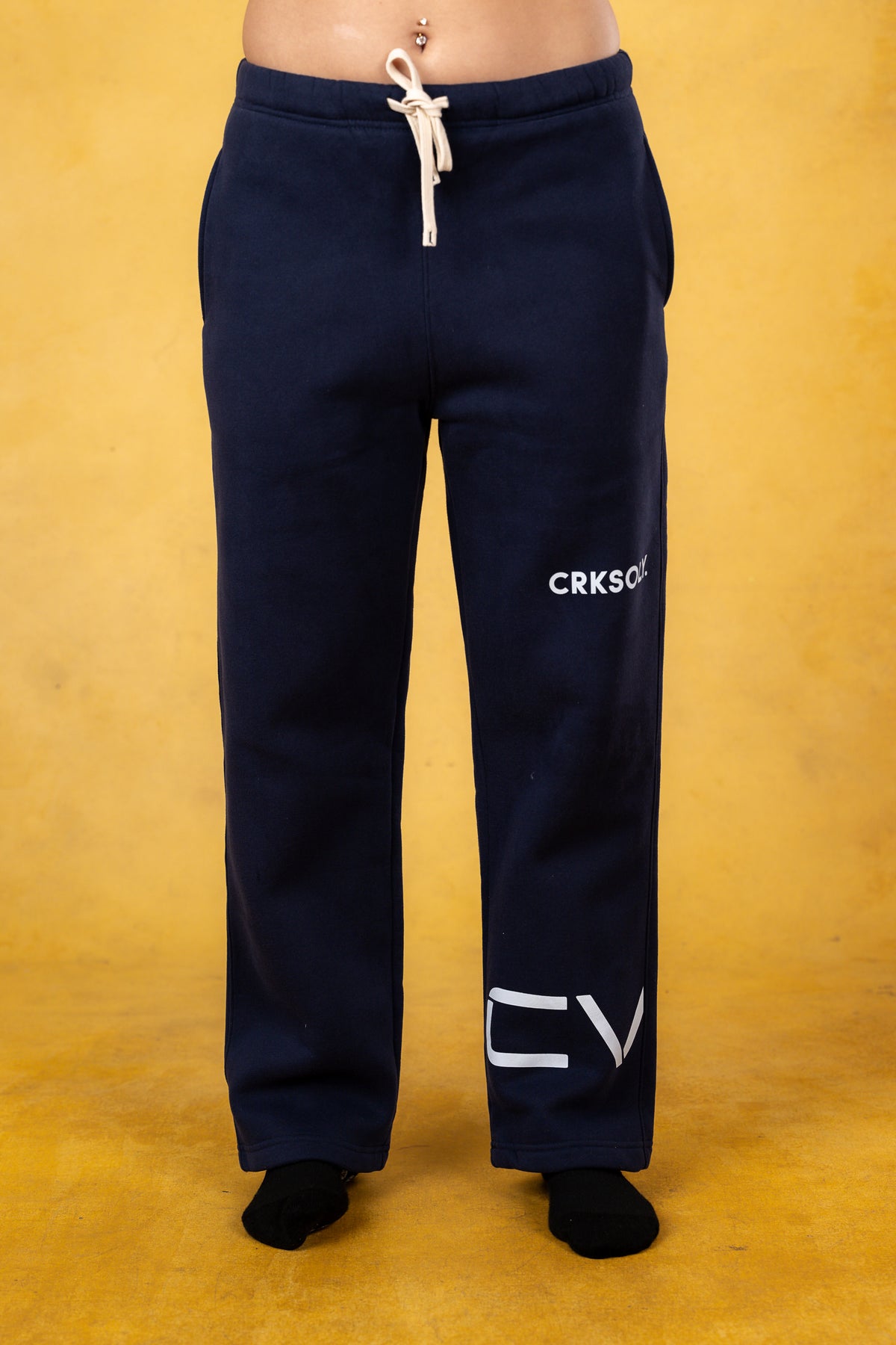 CRKSOLY. Women Cut-Off Sweatpants, product photo 1