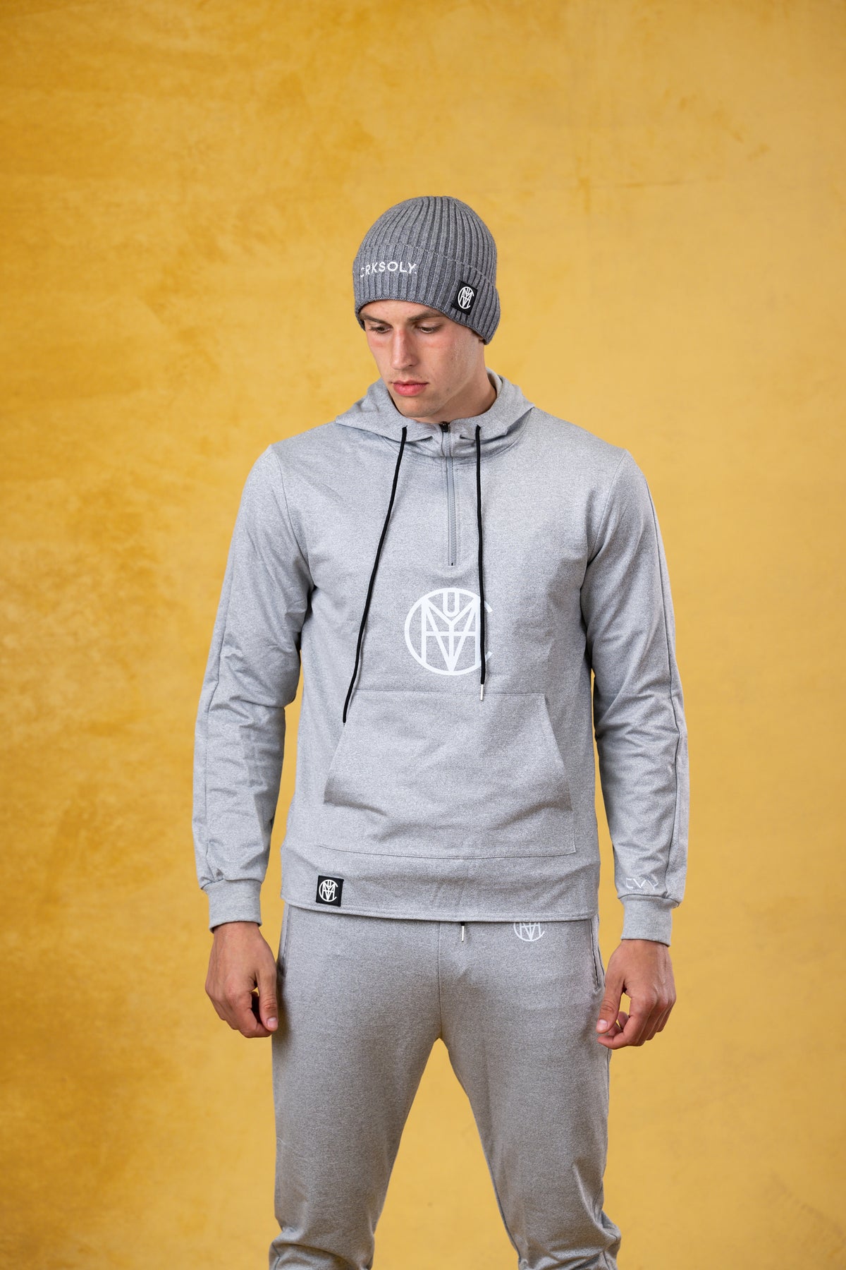CRKSOLY. Gray Lifestyle Beanie, product photo 4
